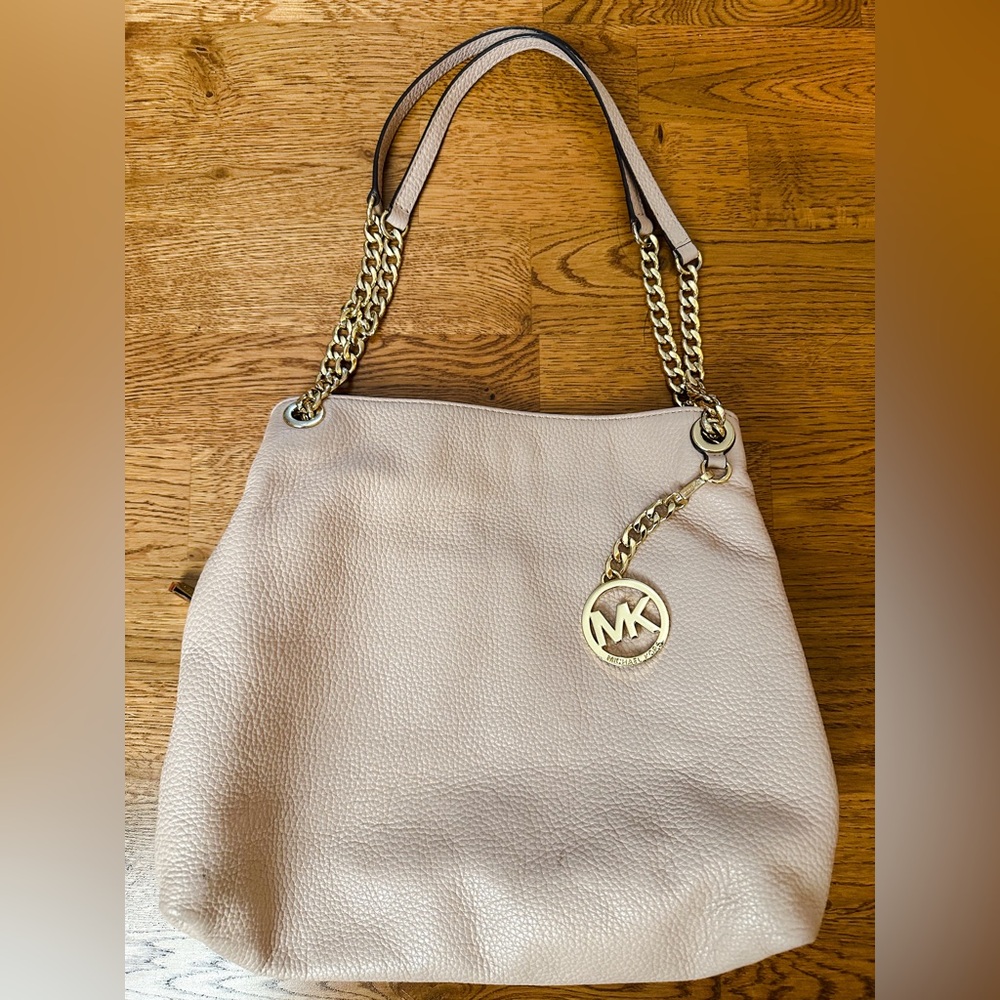 Michael Kors Beige Leather Jet Set Chain